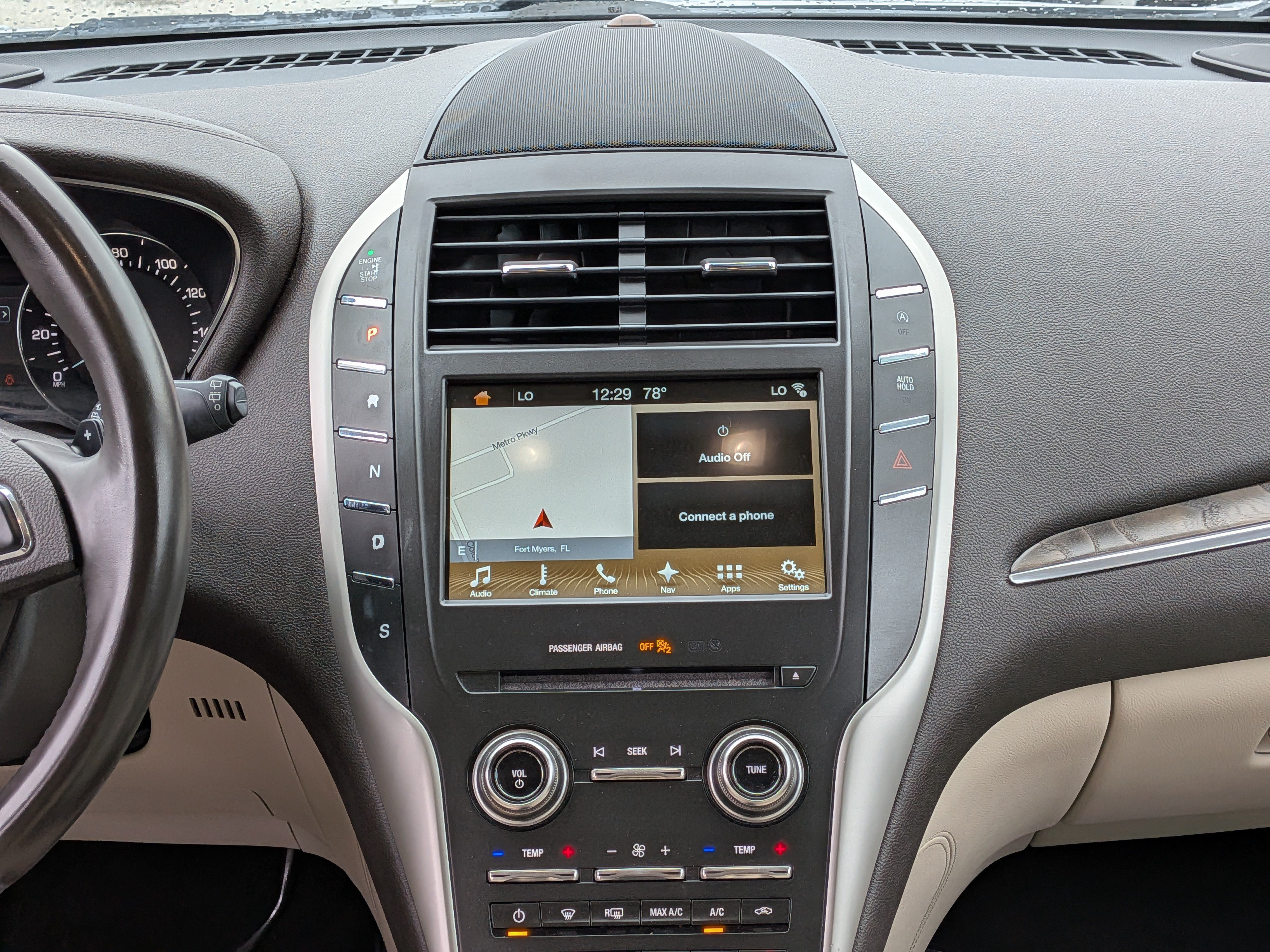 Used 2017 Lincoln MKC Reserve FWD image 20