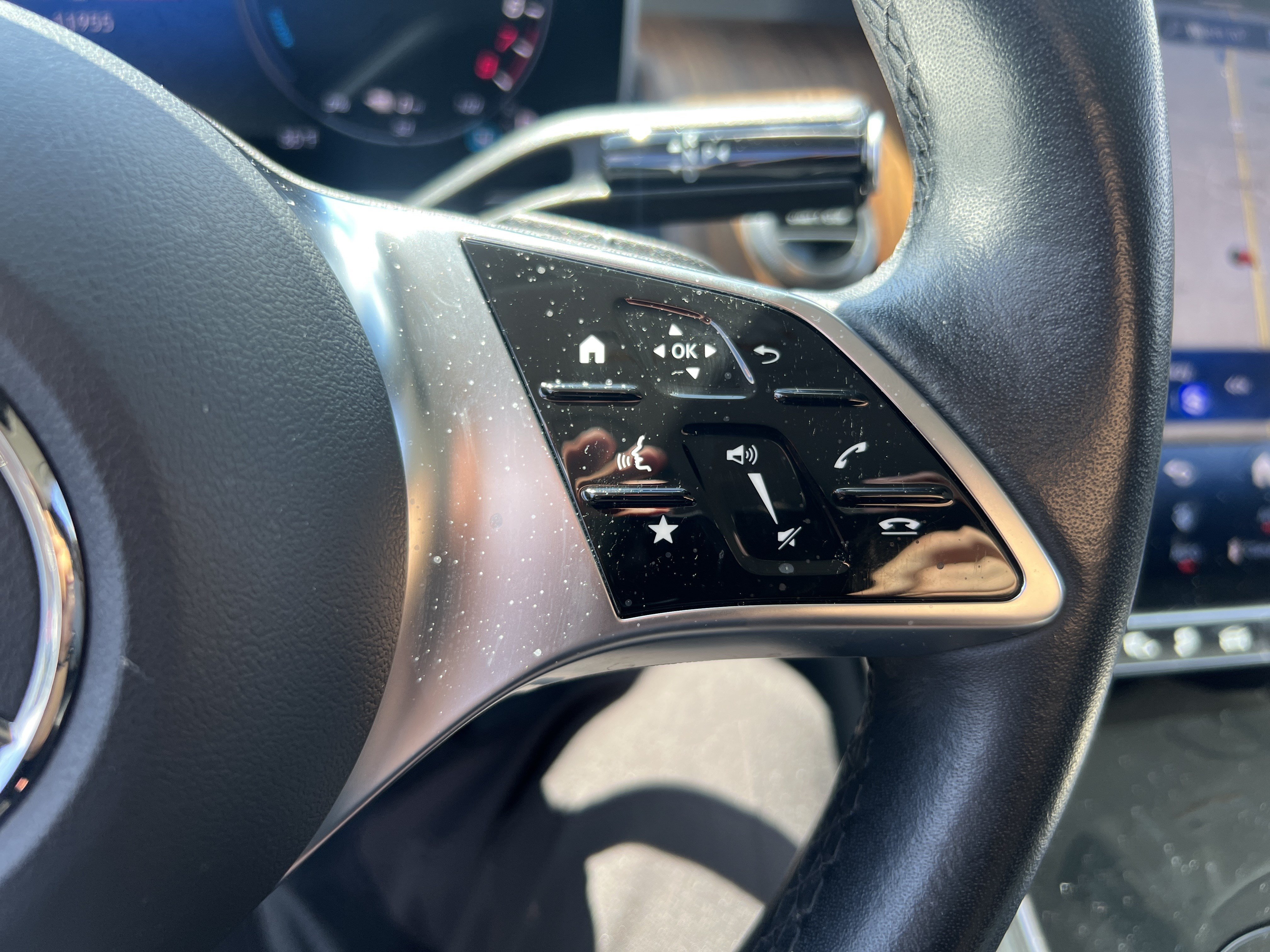 Certified 2025 Mercedes-Benz GLC 350e 4MATIC image 20