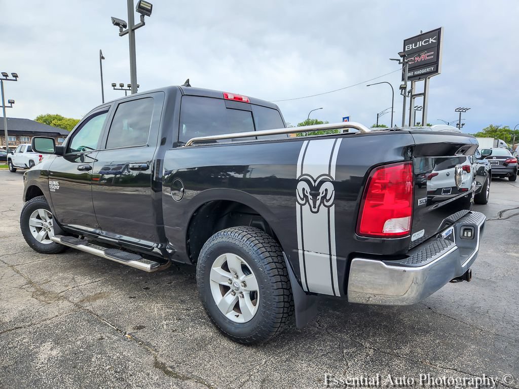 Used 2019 RAM 1500 Classic SLT w/ Luxury Group AWD/4WD image 6