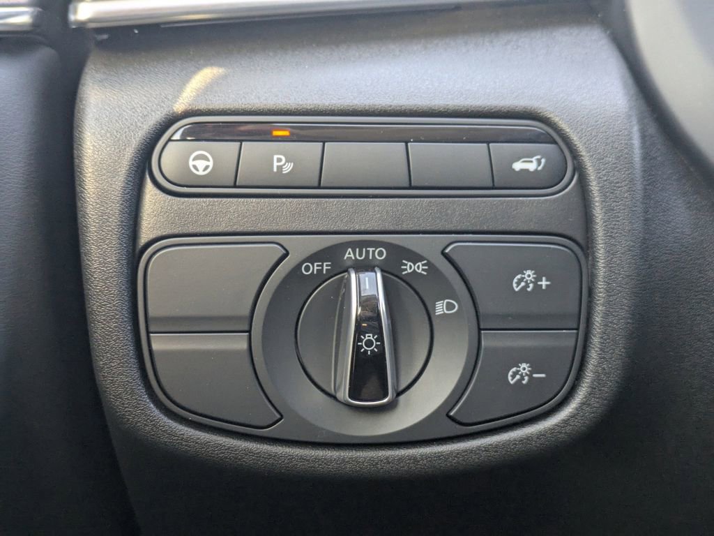 Certified 2025 INFINITI QX50 Luxe image 27