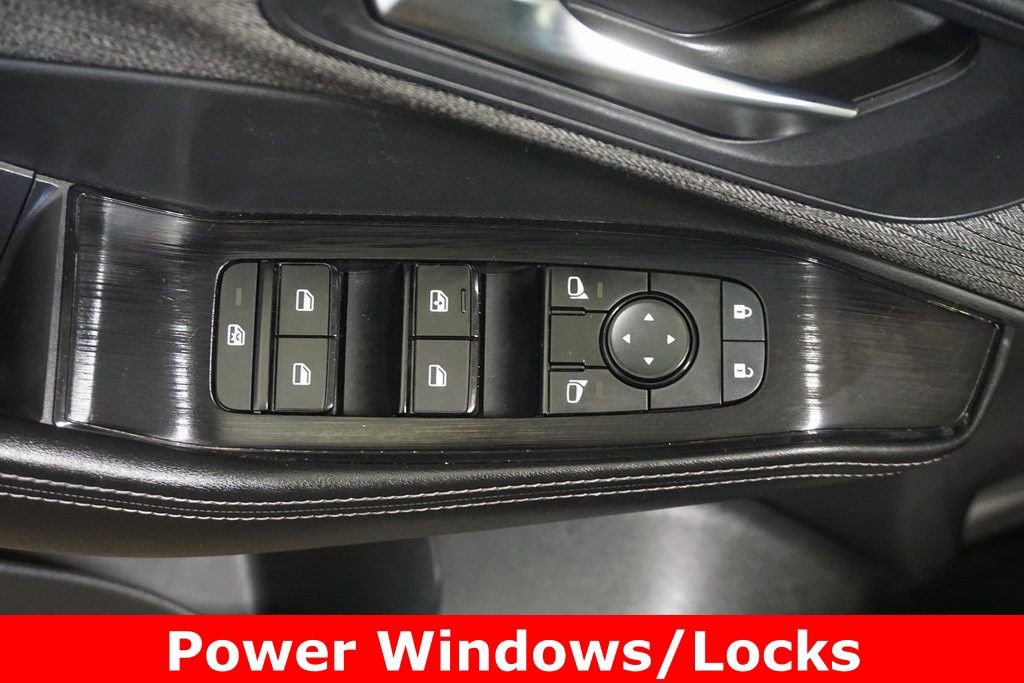 Used 2023 Nissan Rogue SV image 6