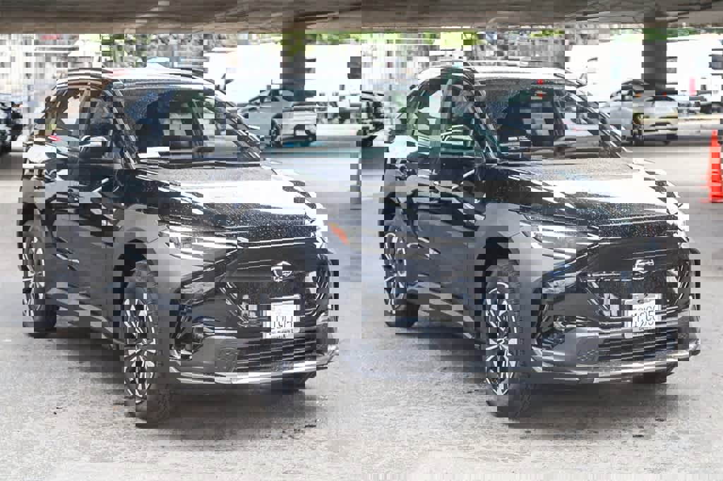 Used 2025 Subaru Solterra Premium image 3