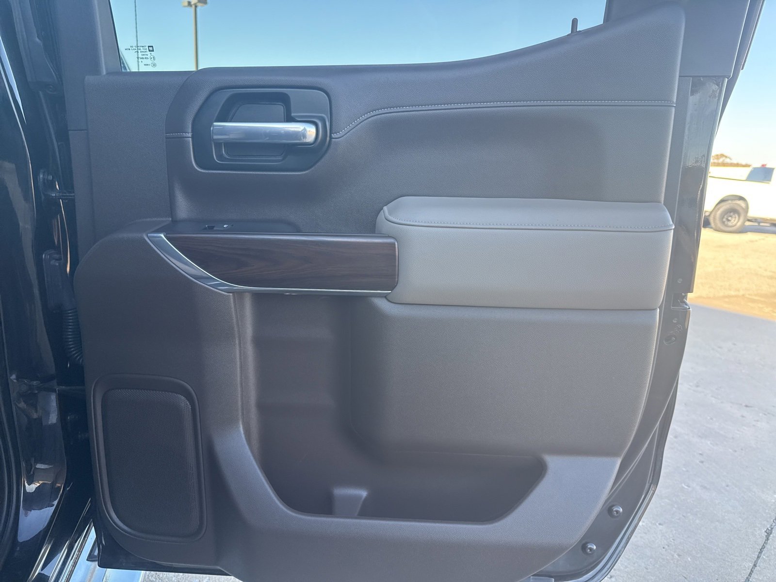 Used 2021 GMC Sierra 1500 SLT w/ SLT Premium Plus Package image 23