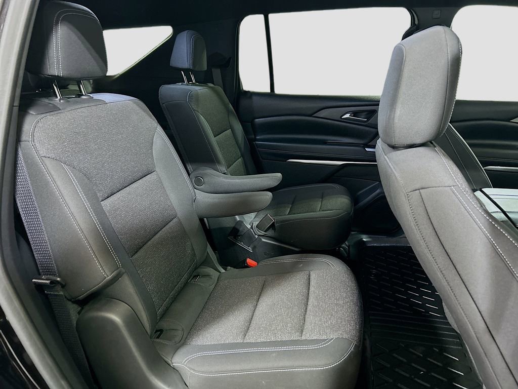 Used 2024 Chevrolet Traverse LT image 25