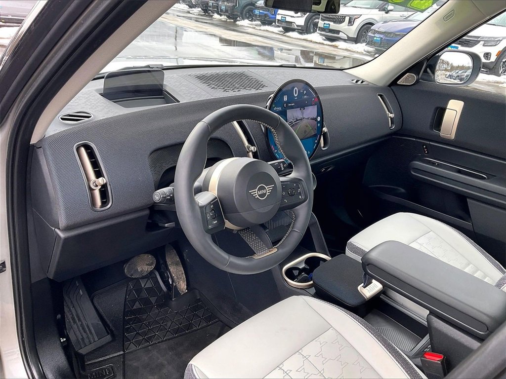 Used 2025 MINI Cooper Countryman S image 8