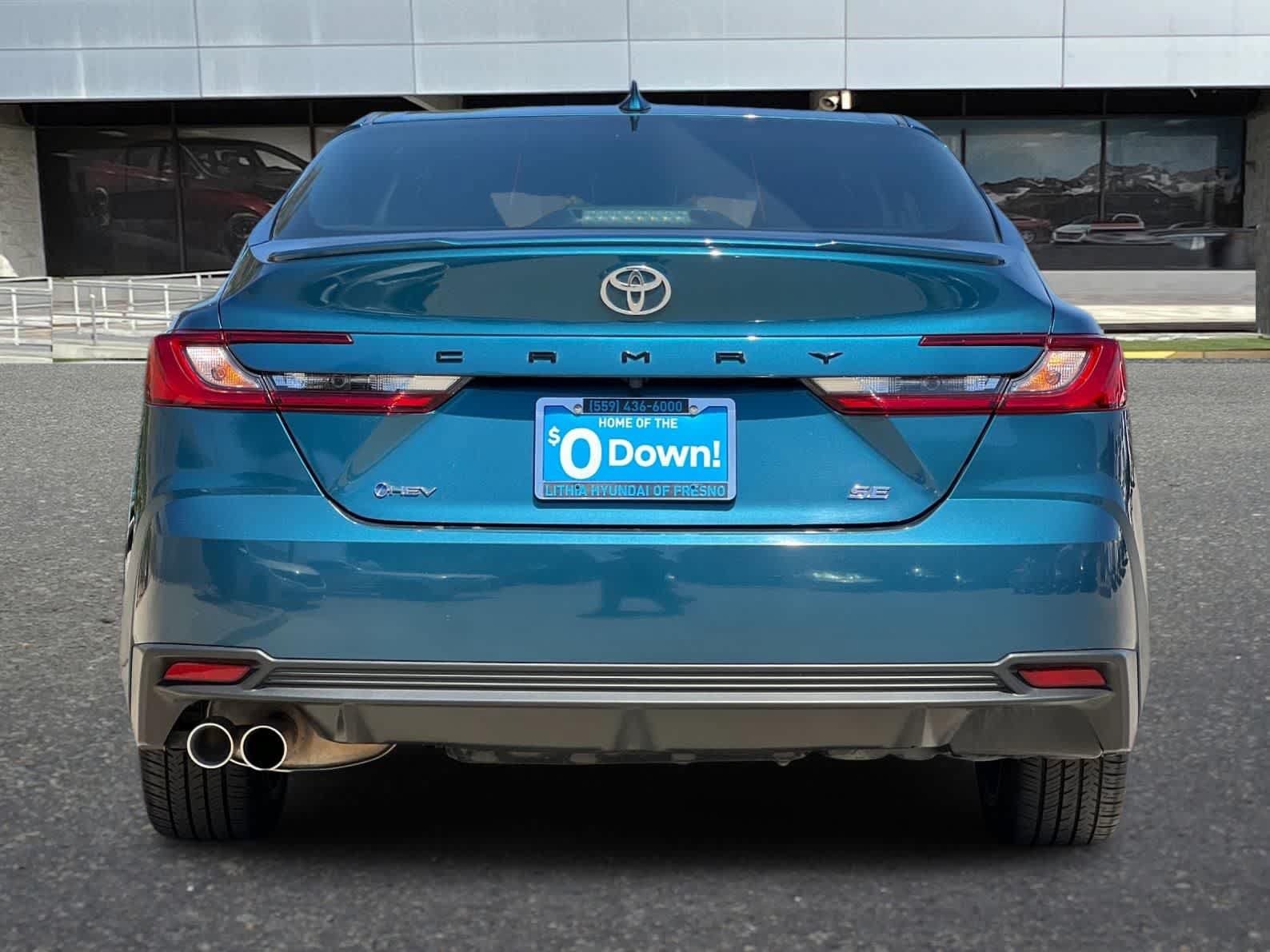 Used 2025 Toyota Camry SE FWD image 8