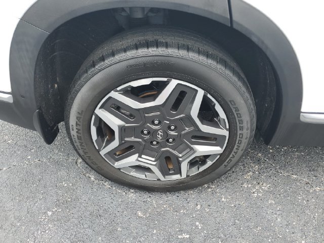 Certified 2023 Hyundai Santa Fe Limited FWD image 7