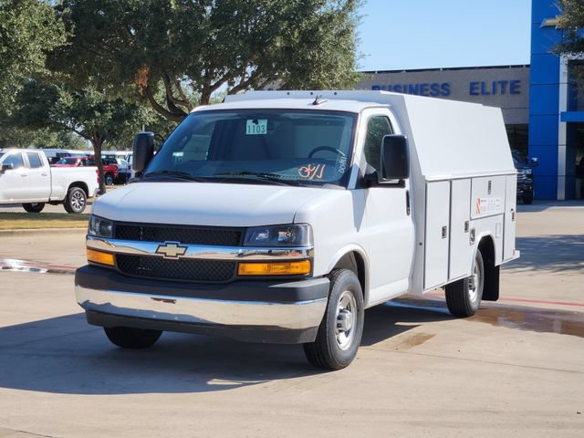 New 2025 Chevrolet Express 3500 w/ Power Convenience Package RWD image 10