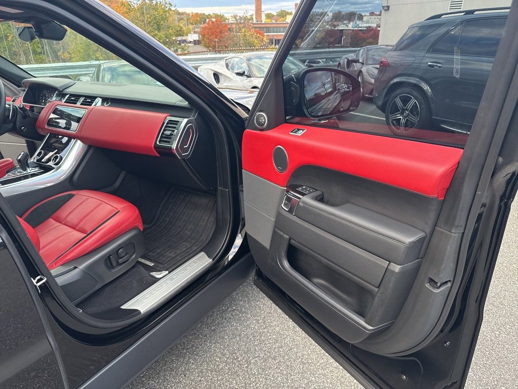 Used 2022 Land Rover Range Rover Sport HSE Dynamic image 35