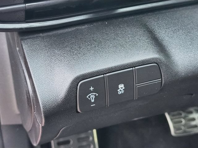 Certified 2026 Hyundai Elantra Sport FWD image 10