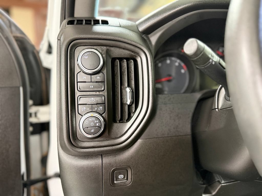 Used 2023 GMC Sierra 2500 Pro w/ Convenience Package AWD/4WD image 14