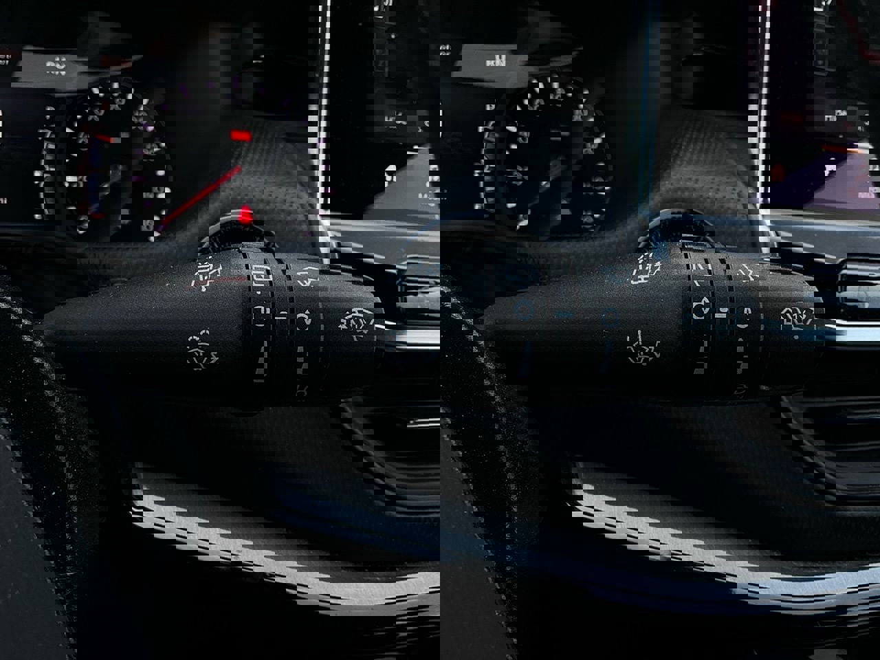 Used 2025 Jeep Compass Trailhawk image 37