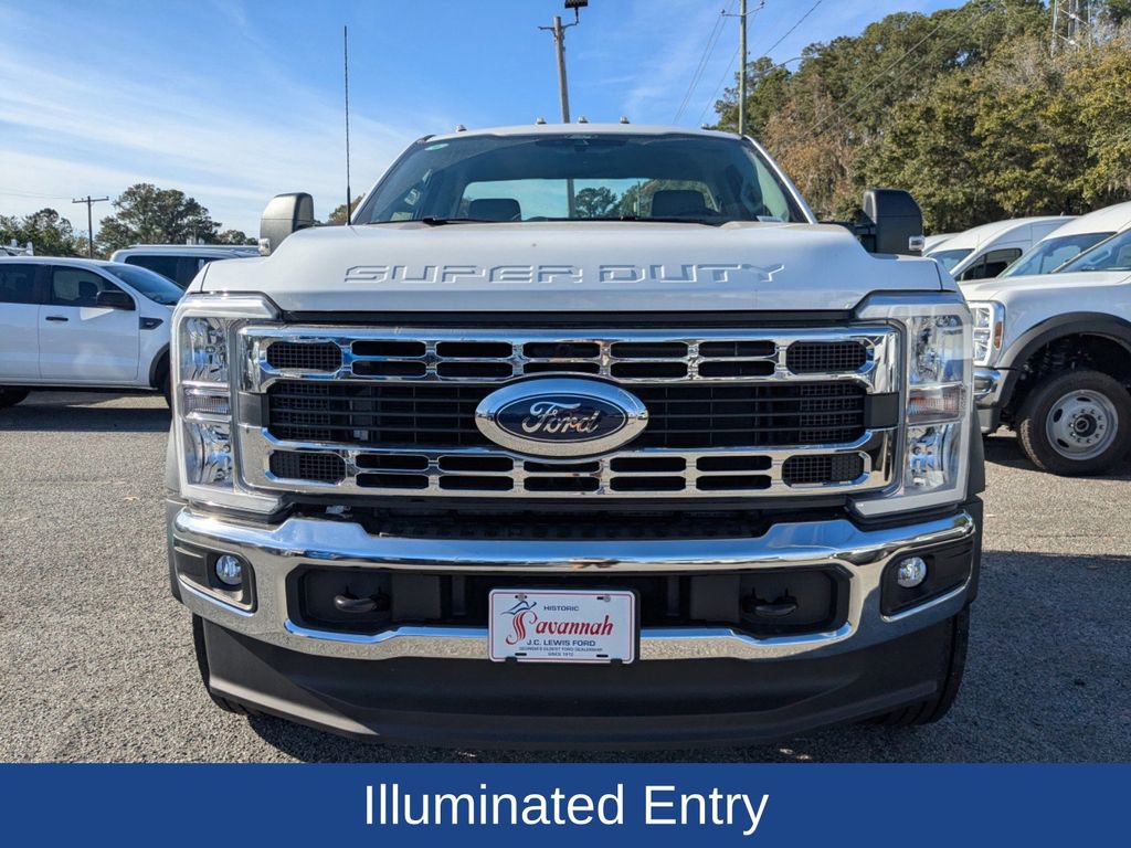 New 2025 Ford F600 4x4 Regular Cab Super Duty w/ XL Chrome Package image 9