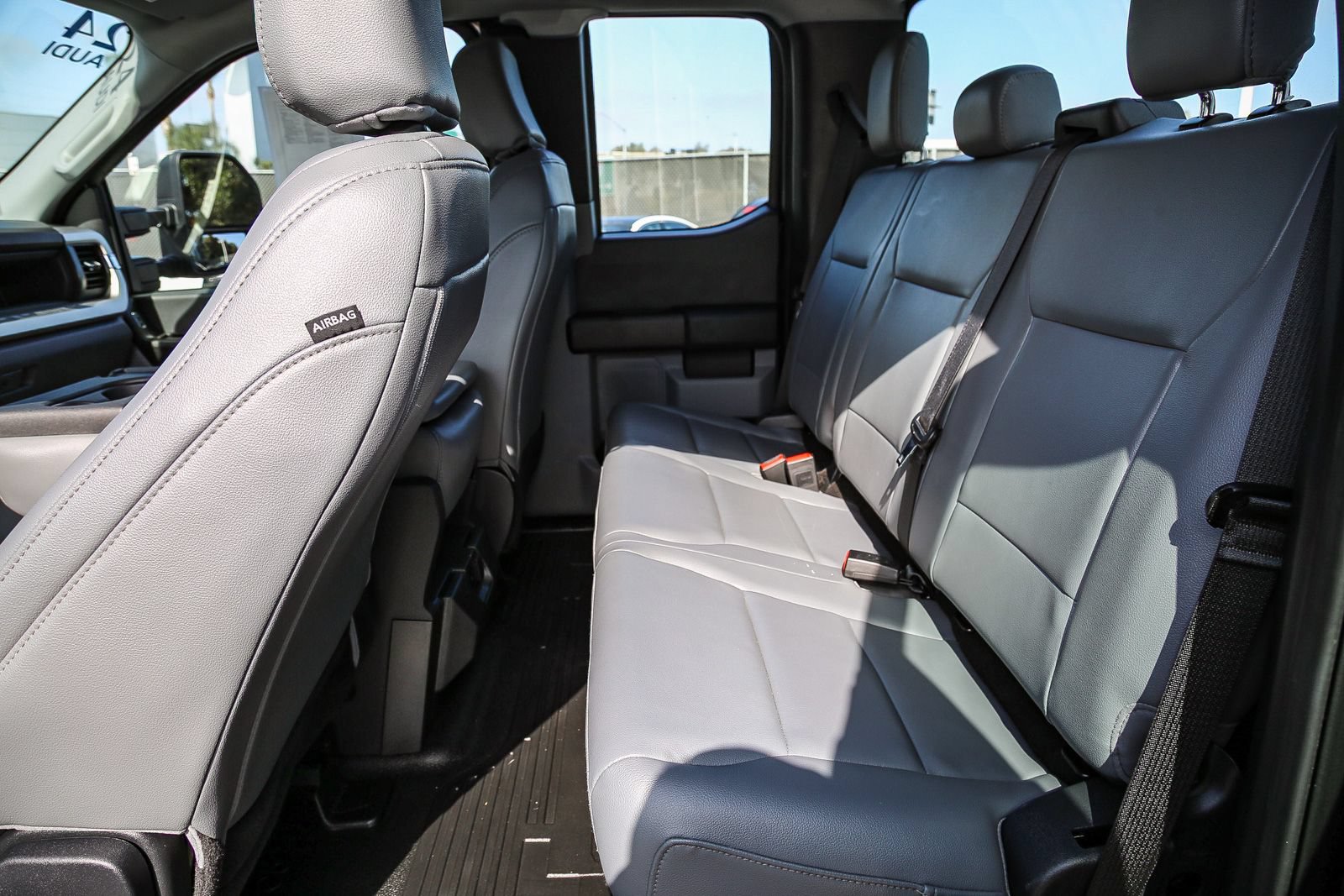 Used 2024 Ford F250 XL w/ 360-Degree Camera Package AWD/4WD image 19