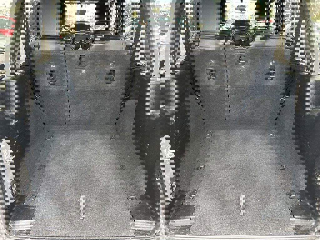 Used 2021 Jeep Wrangler Unlimited Sahara image 15