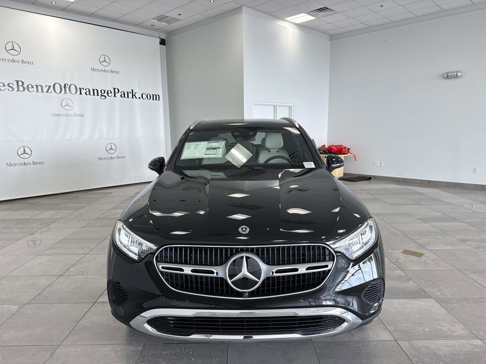New 2026 Mercedes-Benz GLC 300 4MATIC image 2
