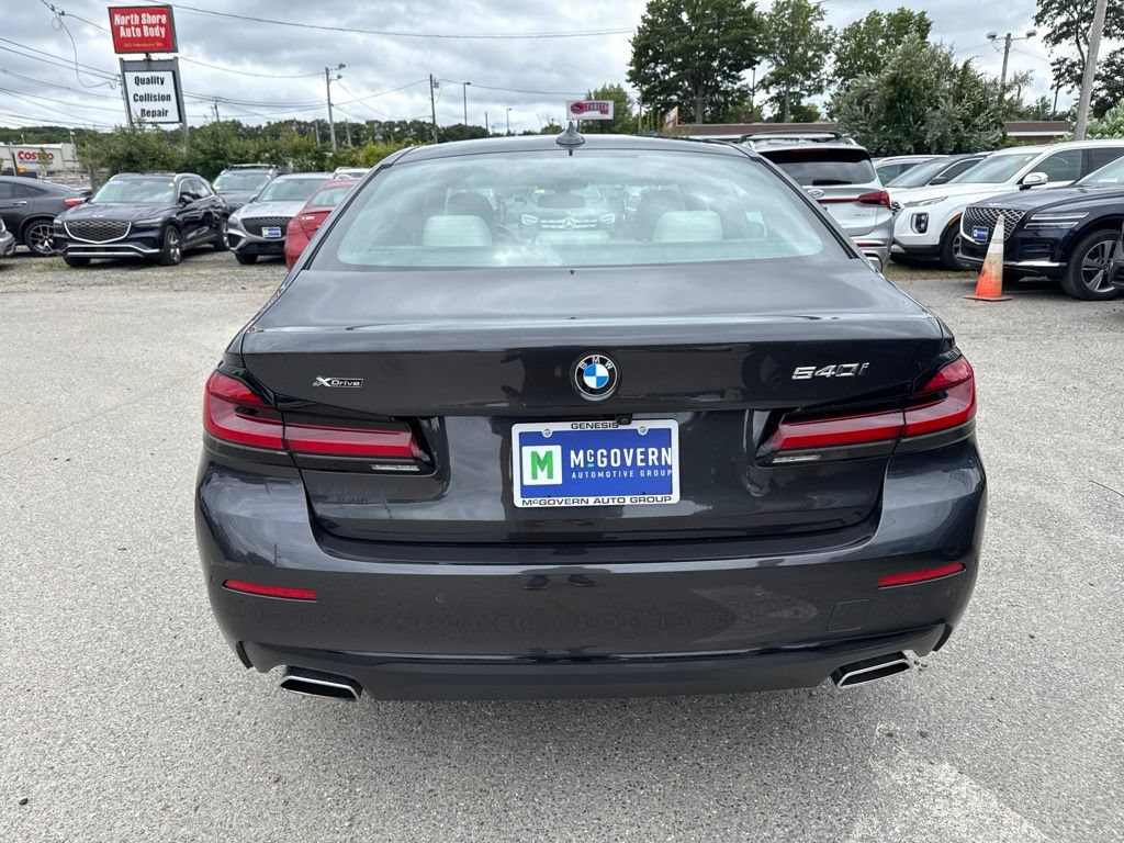Used 2023 BMW 540i xDrive w/ Premium Package AWD/4WD image 7
