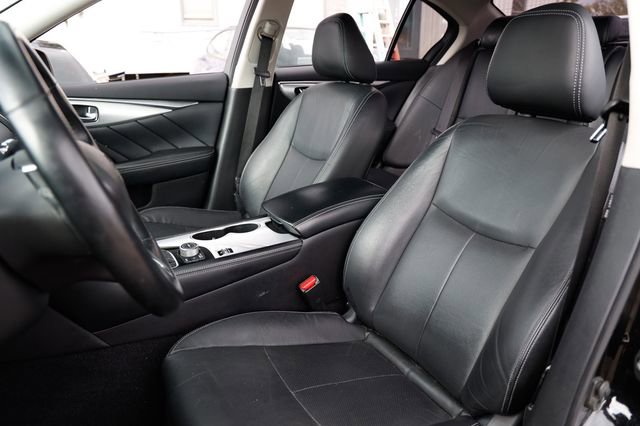 Used 2021 INFINITI Q50 Luxe w/ Seat & Sound Package image 9