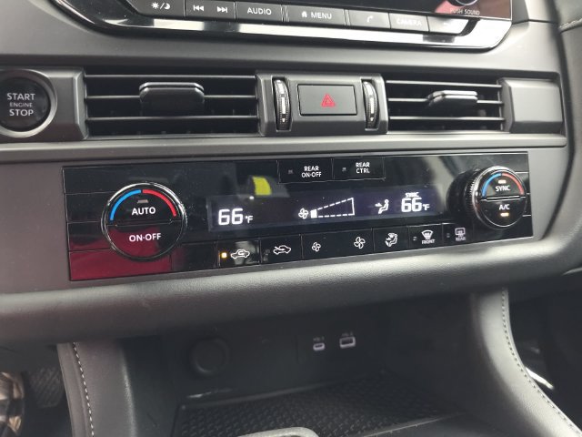 Used 2025 Nissan Pathfinder S FWD image 24
