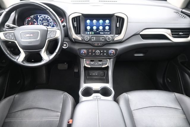 Used 2023 GMC Terrain Denali w/ Denali Premium Package AWD/4WD image 21