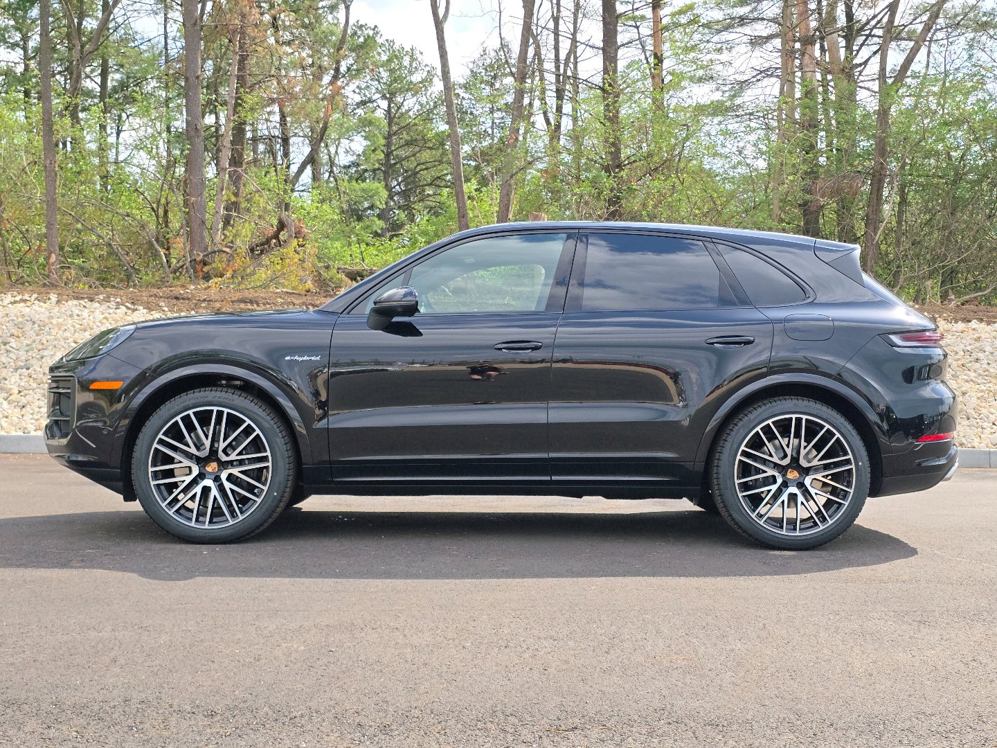 Used 2026 Porsche Cayenne E-Hybrid image 2