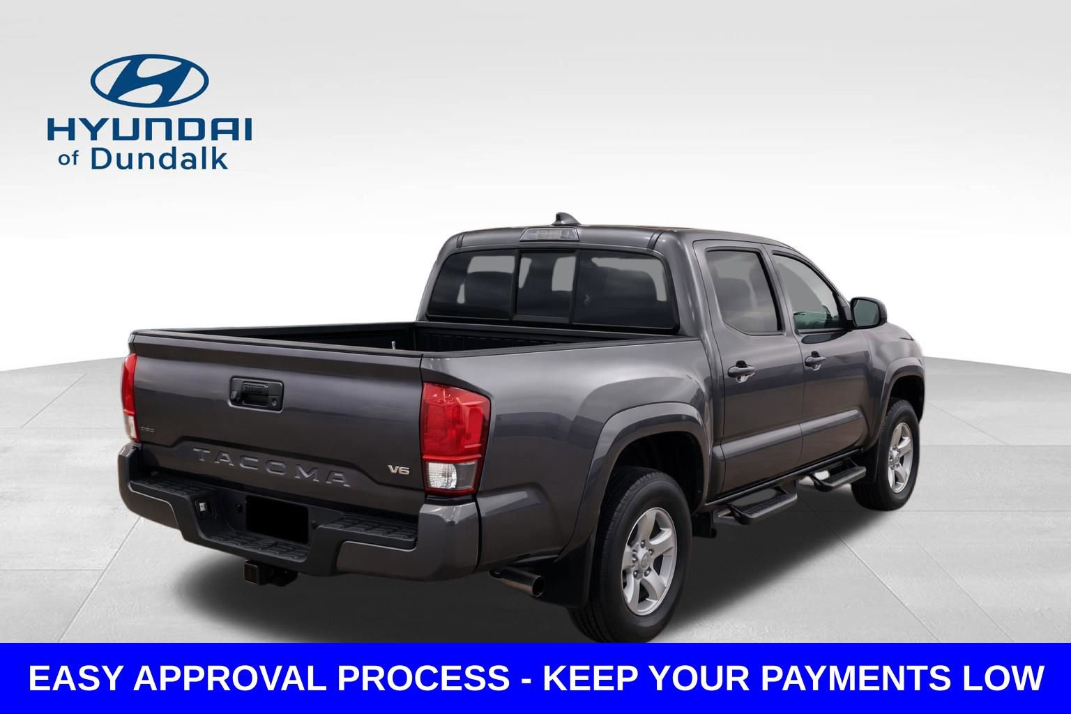 Used 2023 Toyota Tacoma SR AWD/4WD image 5