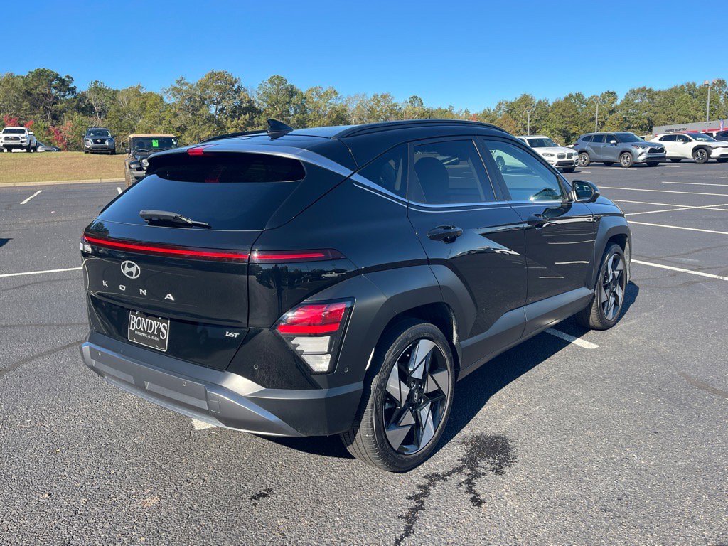 Used 2024 Hyundai Kona Limited image 17