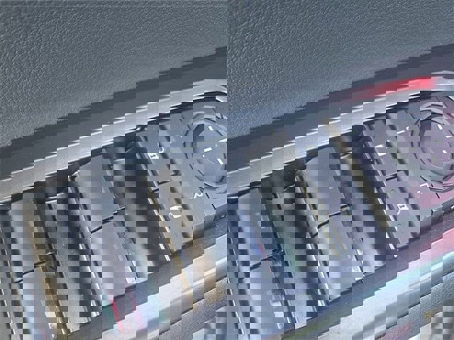 New 2025 Lexus UX 300h AWD image 9