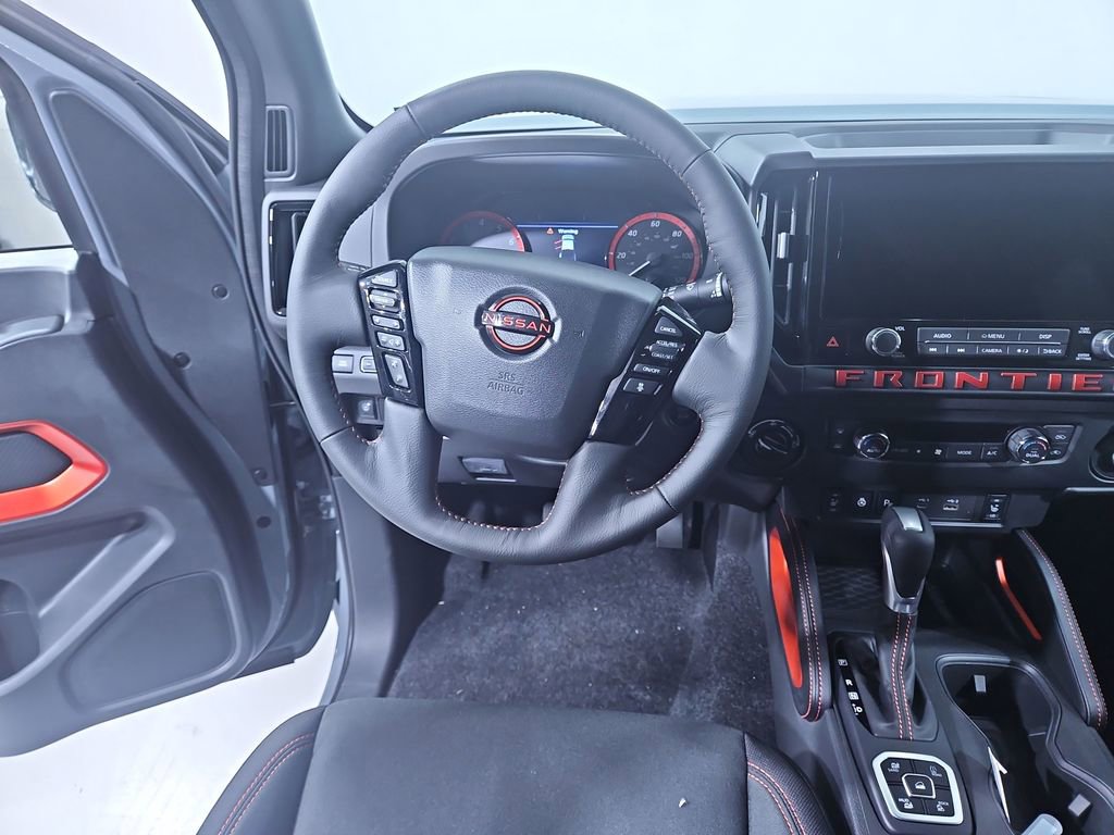 New 2026 Nissan Frontier PRO-4X w/ Pro-4x Convenience Package image 14