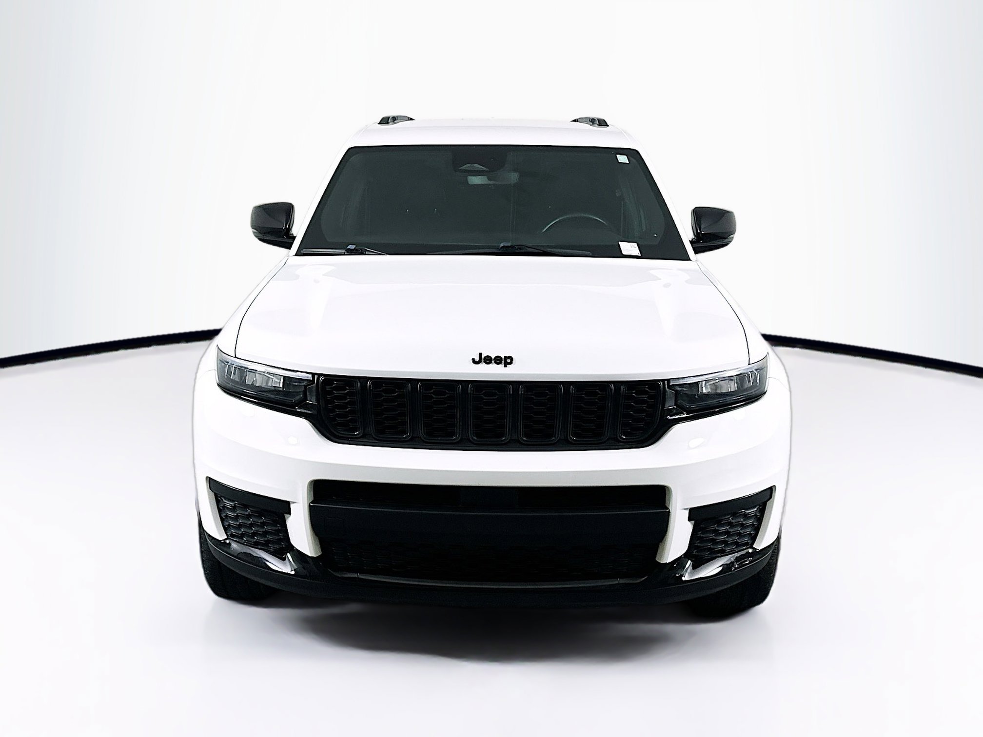 Used 2021 Jeep Grand Cherokee L Laredo RWD image 2