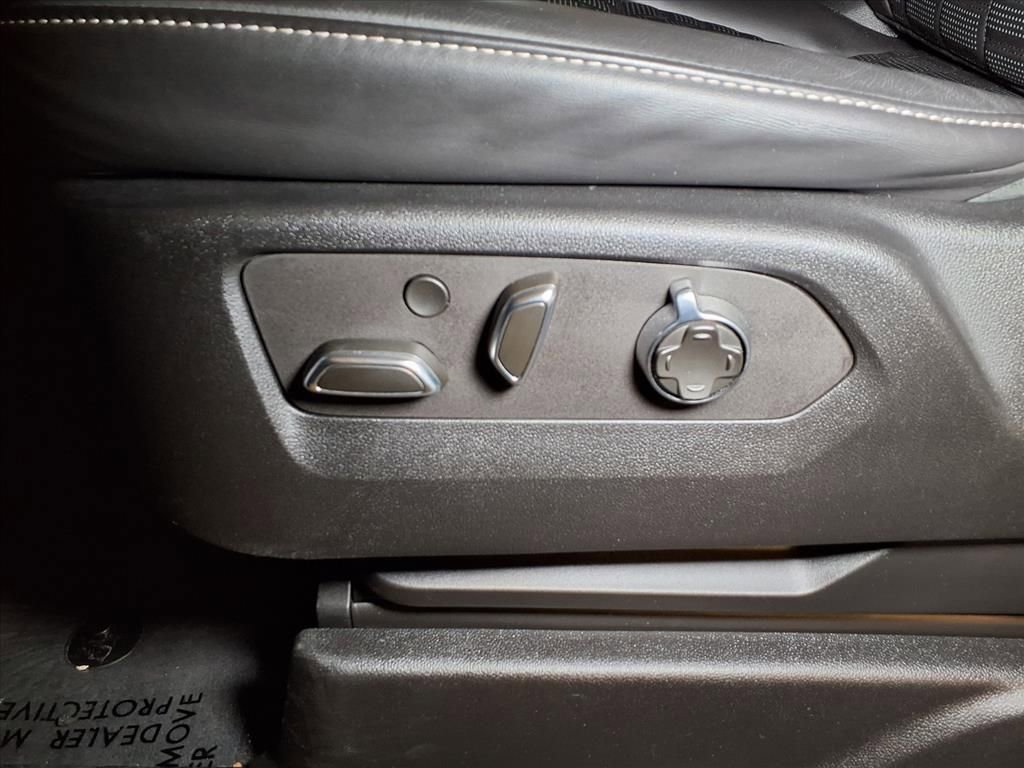 Certified 2023 Cadillac Escalade V image 15