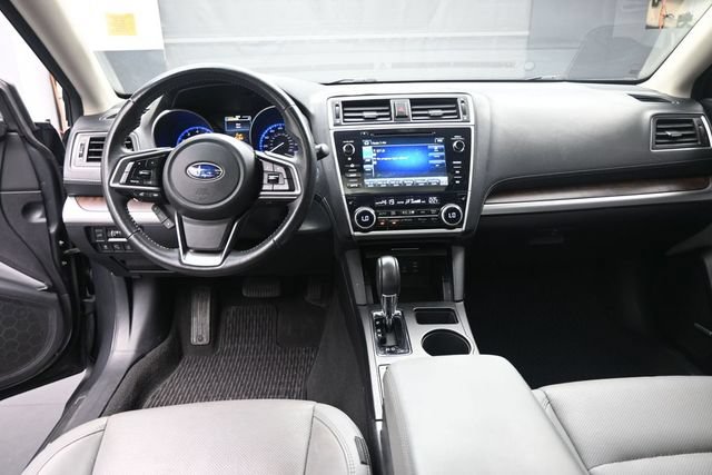 Used 2018 Subaru Outback 3.6R Limited AWD/4WD image 9