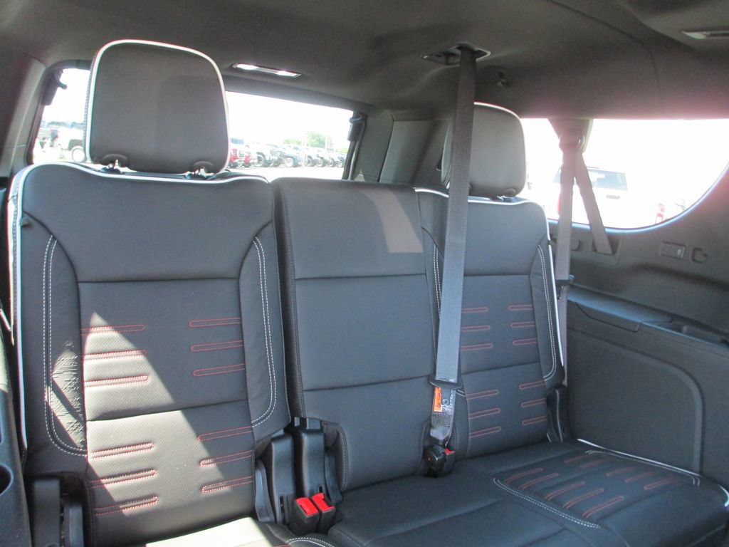 Certified 2025 GMC Yukon XL AT4 Ultimate AWD/4WD image 29