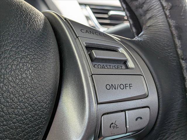 Used 2015 Nissan Altima 2.5 SV w/ Convenience Package FWD image 12