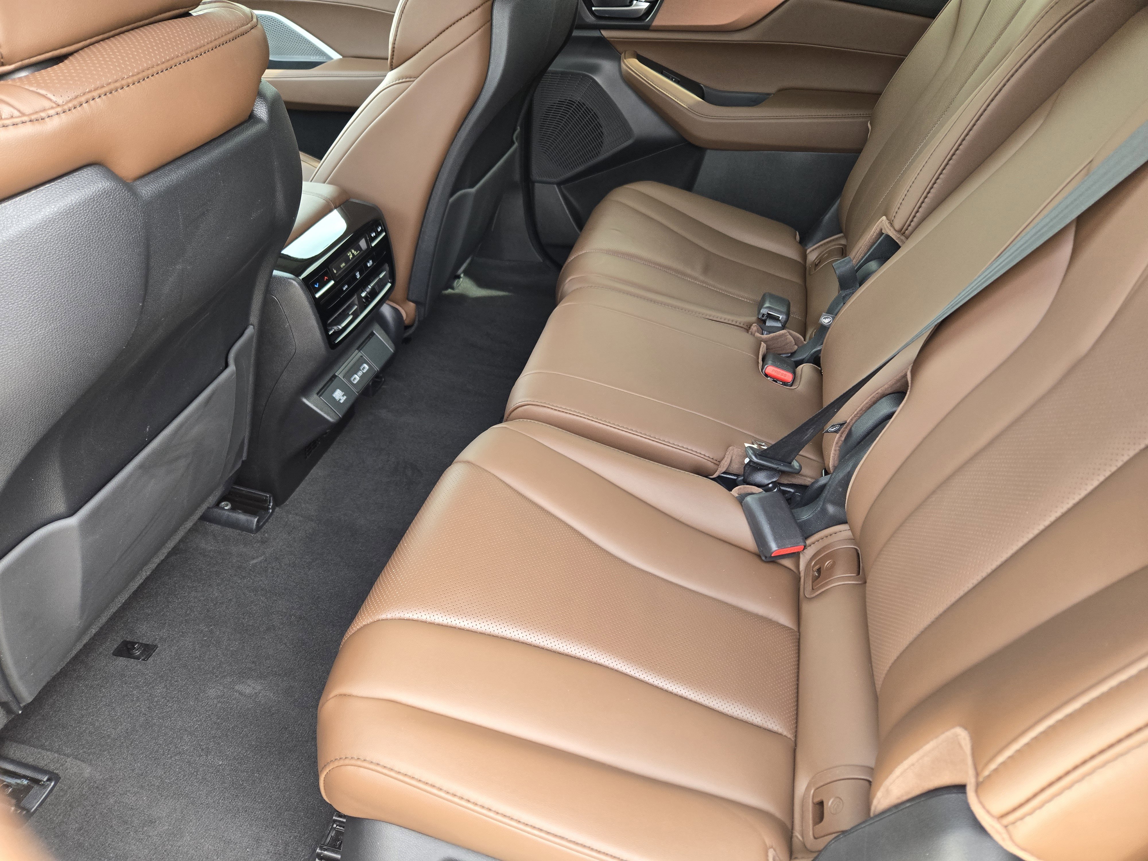 Certified 2024 Acura MDX FWD w/ Technology Package image 29