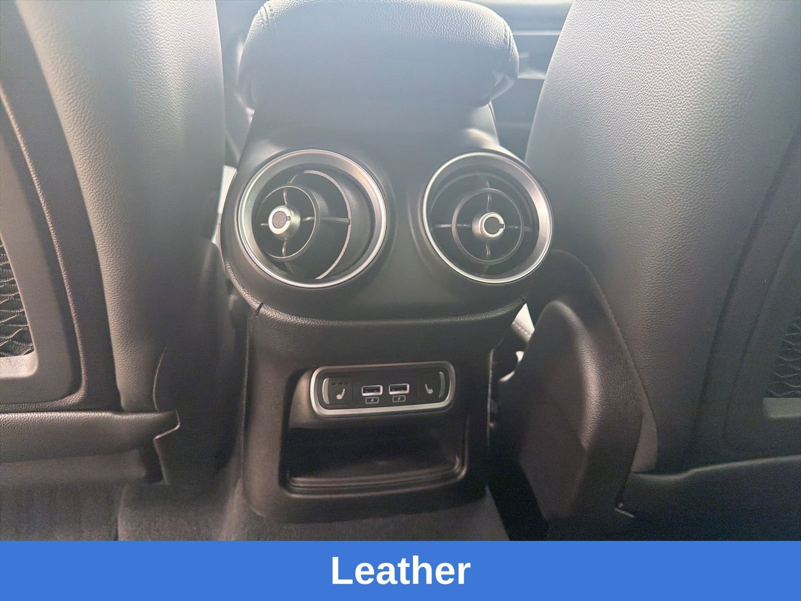 Used 2024 Alfa Romeo Stelvio Sprint image 18