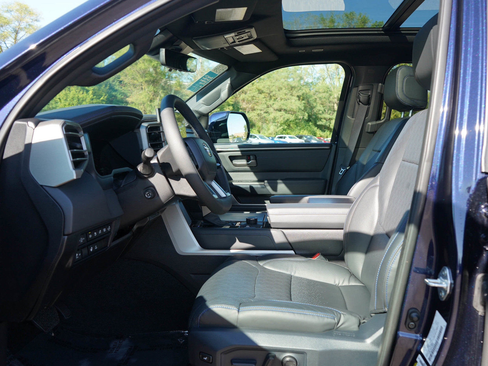 Used 2026 Toyota Sequoia Platinum AWD/4WD image 25