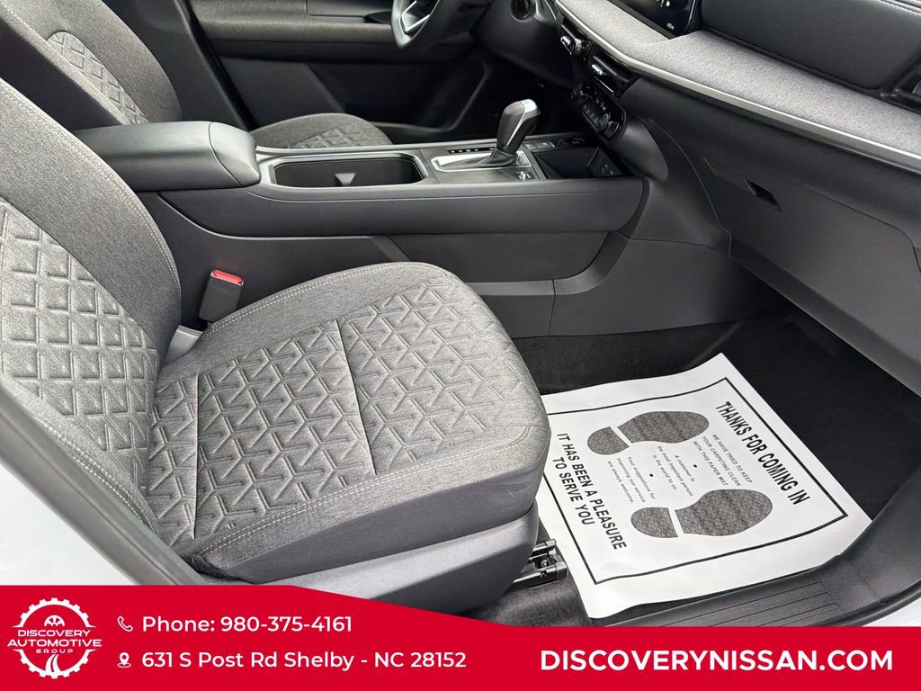 Certified 2026 Nissan Kicks SV FWD image 36