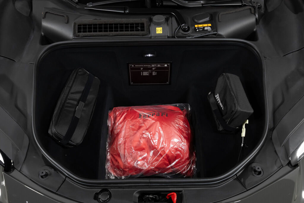 Used 2025 Ferrari 296 GTS image 22