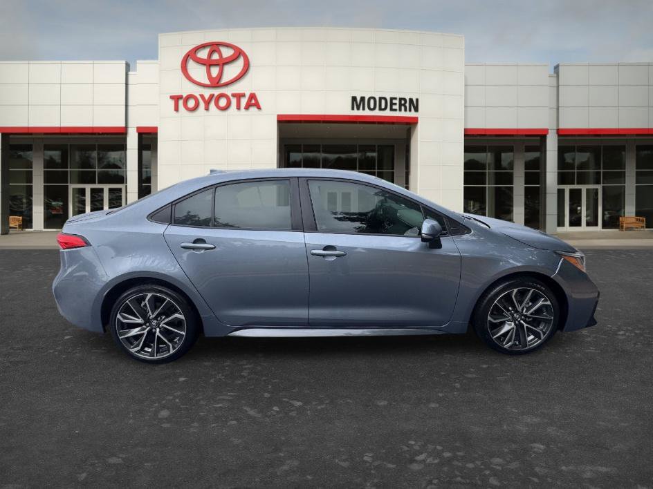 Certified 2022 Toyota Corolla SE FWD image 4
