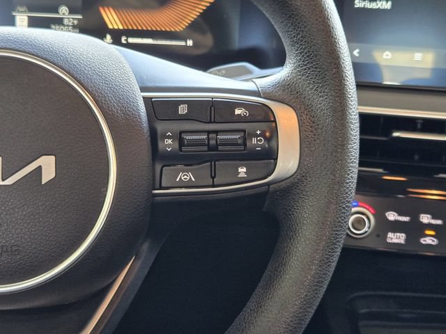 Used 2025 Kia K5 LXS FWD image 30
