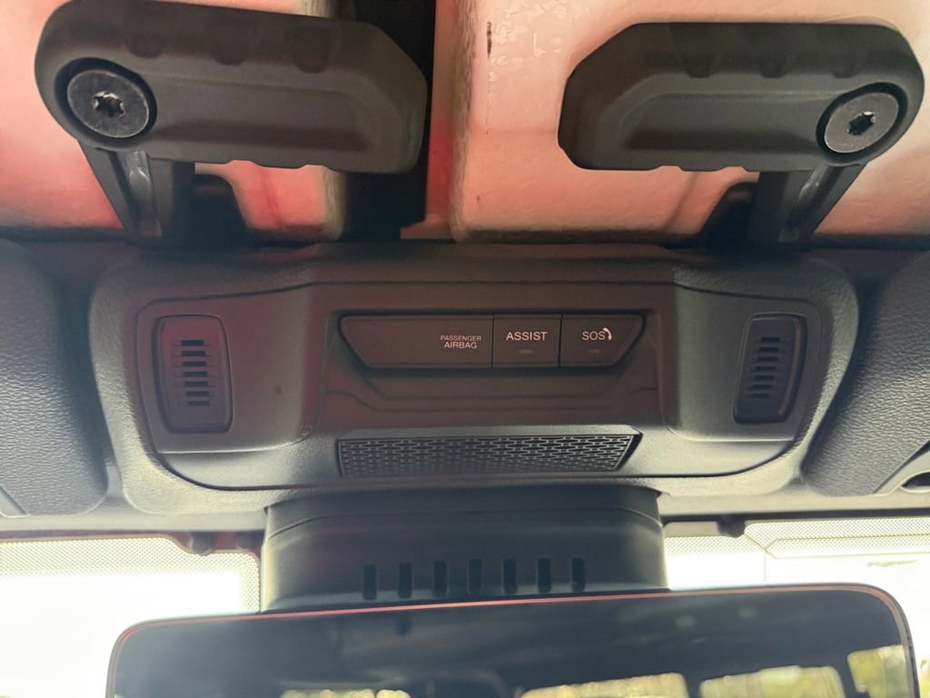 New 2025 Jeep Gladiator Sport image 24