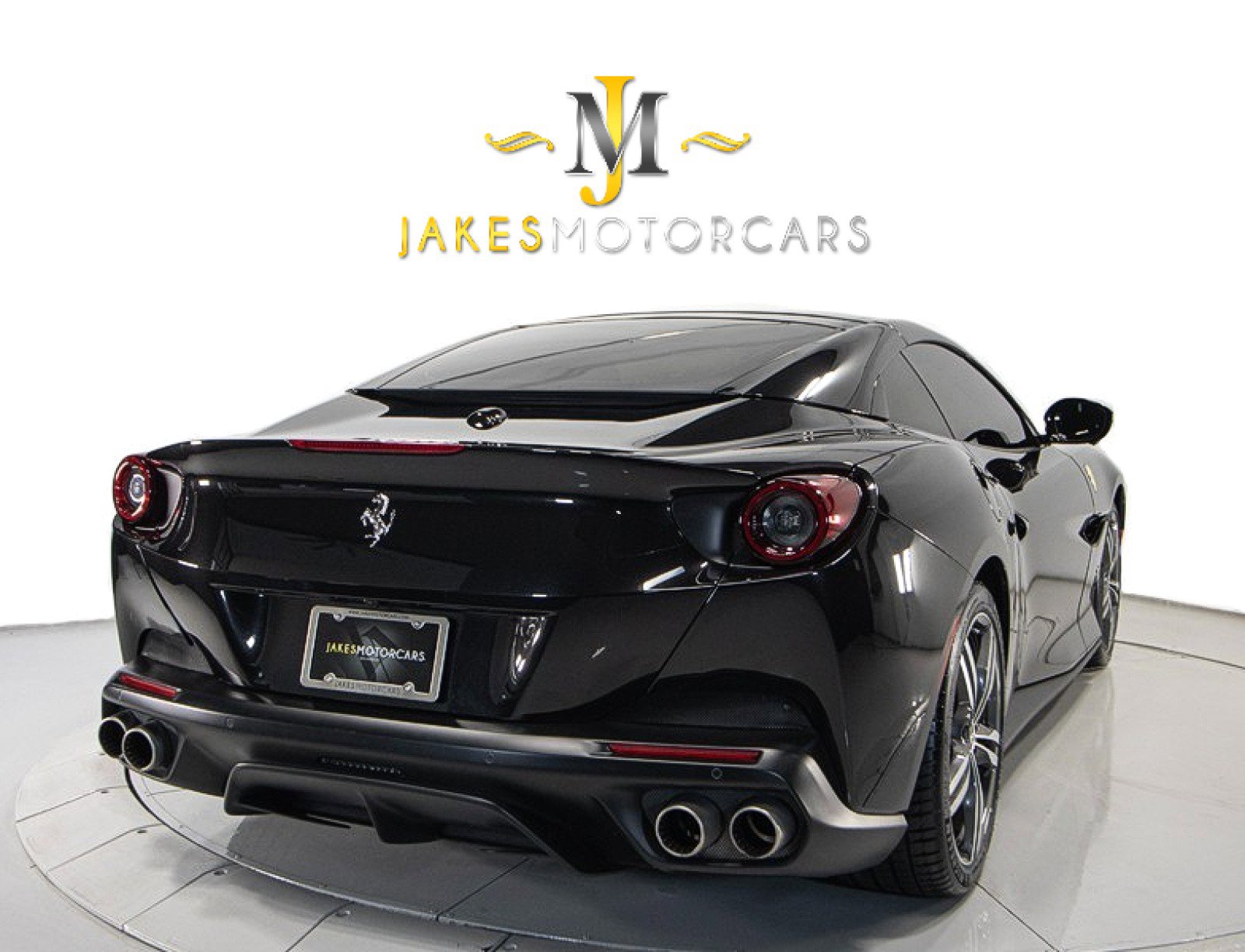 Used 2020 Ferrari Portofino image 13