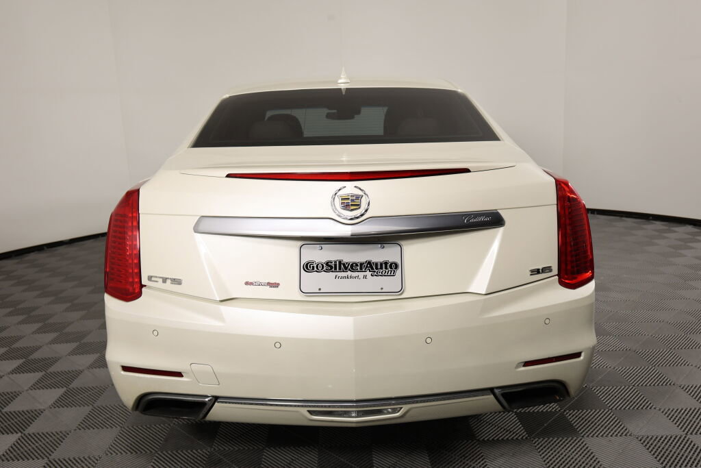Used 2014 Cadillac CTS Luxury image 3