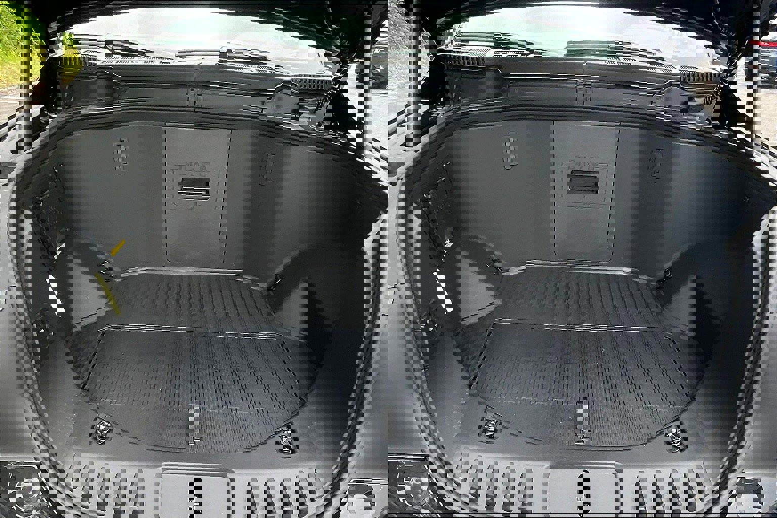 New 2025 Ford F150 Lightning Flash image 10