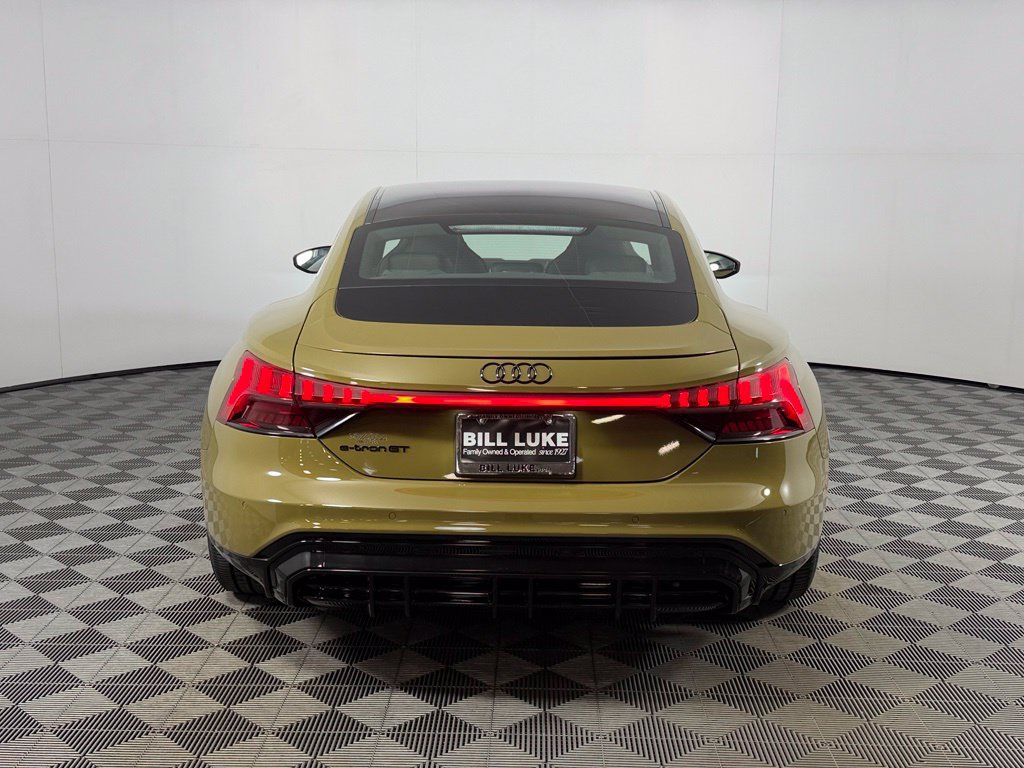 Used 2022 Audi e-tron GT Prestige AWD/4WD image 8