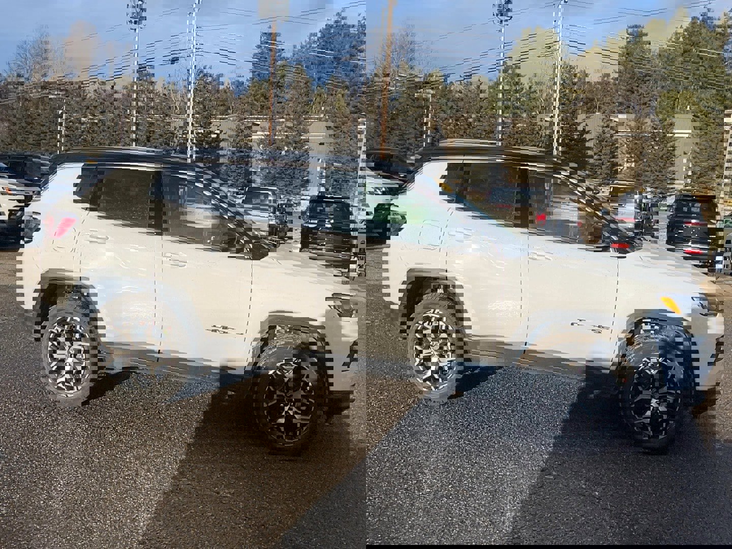 New 2026 Jeep Compass Limited w/ Sun, Sound & Navigation Group image 4