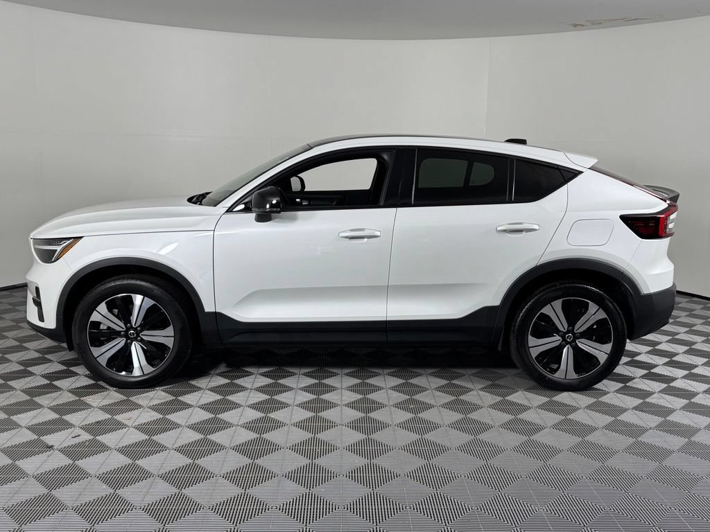 Certified 2023 Volvo C40 Recharge Core w/ Protection Package Premier AWD/4WD image 12