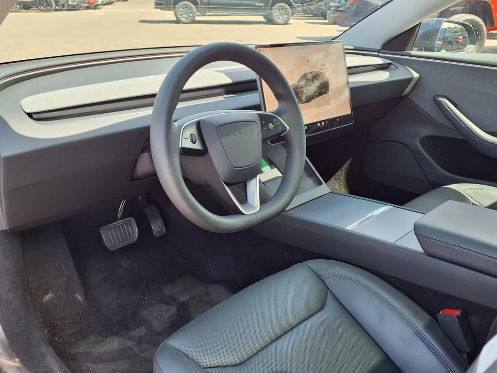 Used 2024 Tesla Model 3 Standard Range image 23
