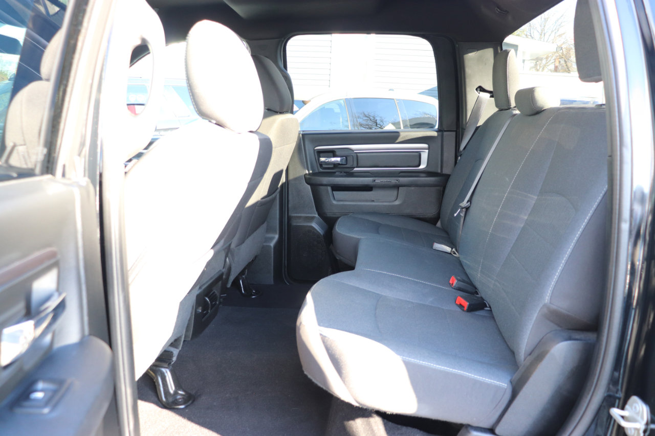 Used 2024 RAM 1500 Classic Warlock image 12